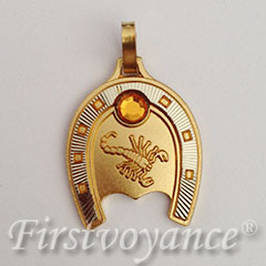 pendentif astro fer a cheval